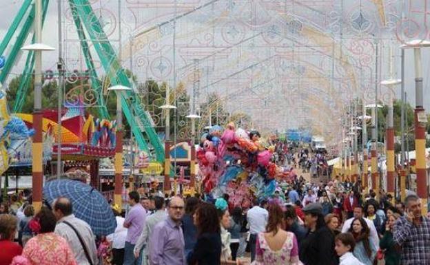 El Ayuntamiento de Jaén confirma que no habrá 'preferia' y casetas y atracciones abrirán el día 12