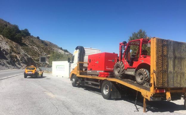 La empresa sancionada retira el tanque de gasolina de la carretera de Sierra Nevada