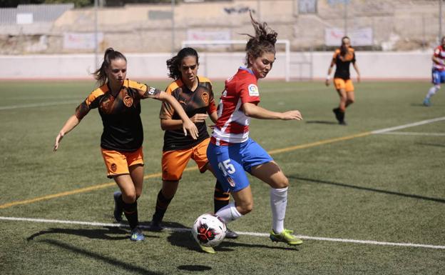 Tiempo para reflexionar en el Granada femenino durante el primer parón de la Liga