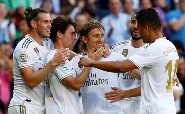 Modric se unió a la fiesta con un zapatazo a la escuadra