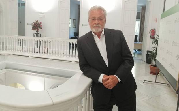 «Me preocupan nuevos problemas como la despoblación rural y la turistificación urbana»