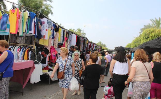 La Junta destinará 400.000 euros a incentivar el comercio ambulante