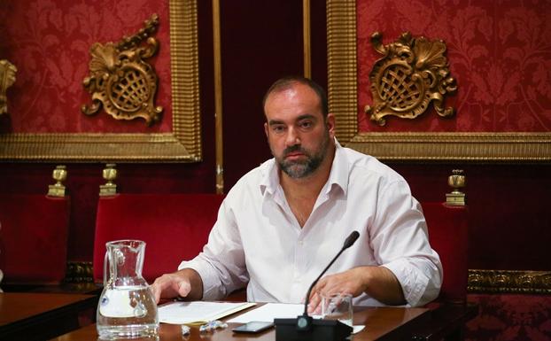 Podemos-IU reprocha al bipartito la creación de más puestos directivos en Gegsa