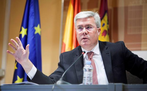 Fernández de Moya pide la «baja temporal» del PP tras confirmarse su procesamiento por el caso Matinsreg