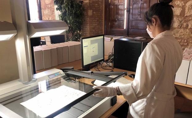 Donan al IEG más de cuatro mil libros y seis mil documentos desde el siglo XV a la actualidad