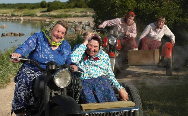 Kihnu, el pequeño pueblo de Estonia en donde el poder es femenino