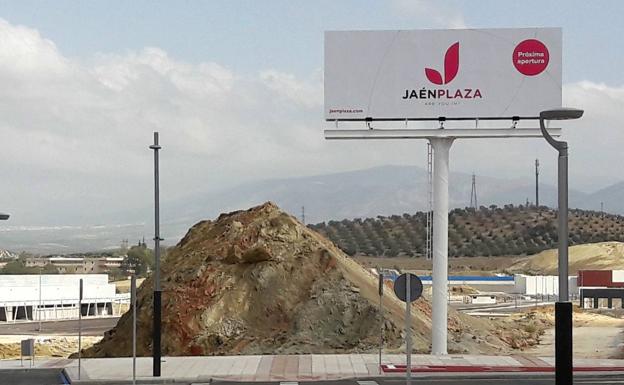 La apertura de la primera fase del Jaén Plaza se mantiene para otoño