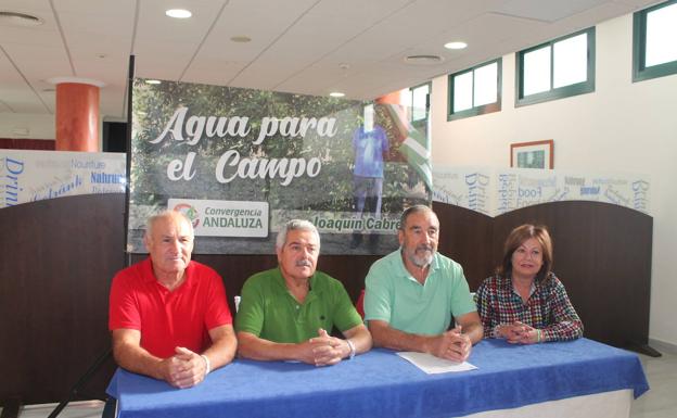 Los agricultores de Almuñecar se presentan a las elecciones con Benavides para que se hagan las conducciones de Rules