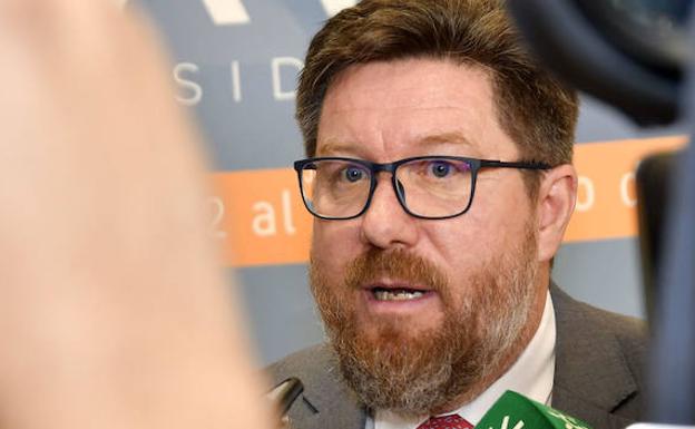 El PSOE cuestiona si «era esta la despolitización tan cacareada»