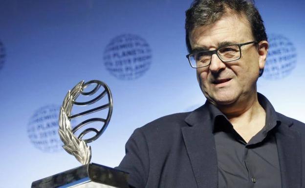 Así es la novela ganadora del Premio Planeta 2019