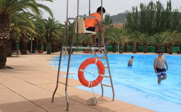 La oferta de empleo para socorrista en Baleares, en la web del IMEFE