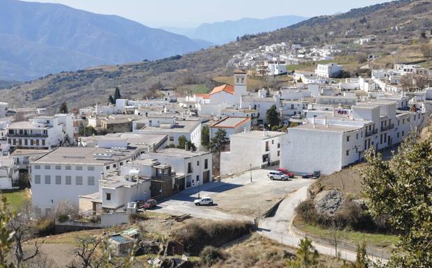 Pórtugos organizará el primer campeonato internacional de Tiro al Plato con huevos de gallinas