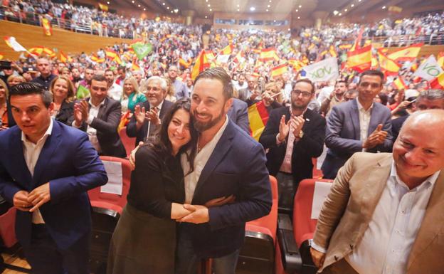 Vox traslada el mitin de Abascal en Granada al Palacio de los Deportes