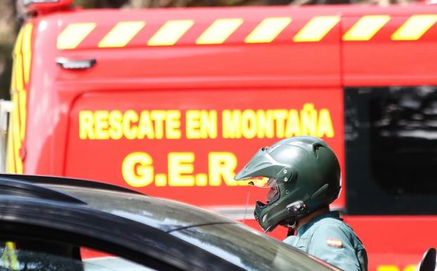 Muere un guardia civil que hacía espeleobuceo en una cueva de Guadalajara