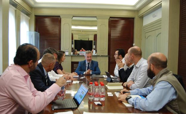 Inditex y Renault estudian fórmulas para optimizar las exportaciones que realizan desde Motril a Marruecos