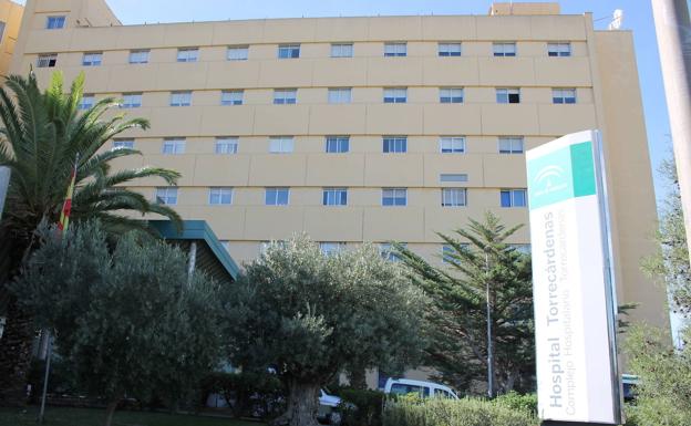 Herido un trabajador en Almería tras caerle encima una plancha de hierro