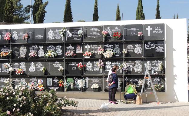 Las 24 horas hasta que descansan en paz