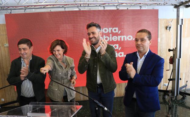 Carmen Calvo asegura en Andújar que el voto al PSOE garantiza «un gobierno progresista»