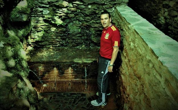 La Fuente Agria y El Chorrerón atraen a turistas a la Alpujarra Alta