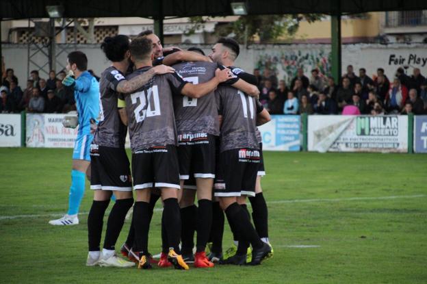 El Antequera rompe la racha del Torredonjimeno en el Matías Prats