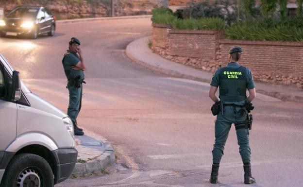 «Se tiró a mí y no sé si se pinchó él o lo pinché yo»