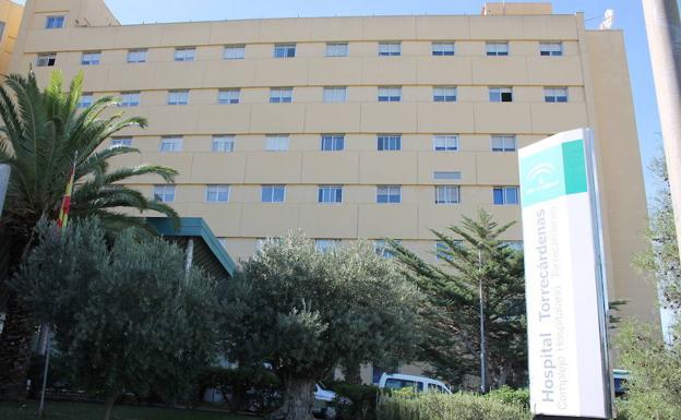 Detenida por agredir a bolsazos y pellizcos a una médico de Urgencias en Torrecárdenas