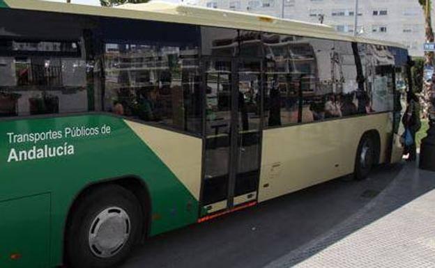 La Diputación y los ayuntamientos, «sin capacidad en la toma de decisiones» del Consorcio de Transporte Metropolitano