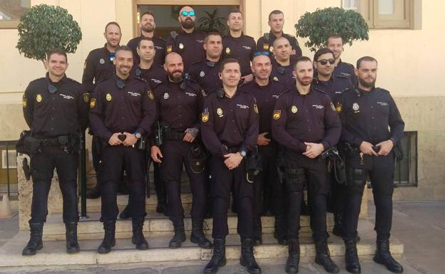 Policía Nacional envía 30 agentes de Almería a Cataluña para «garantizar» el voto en el 10N