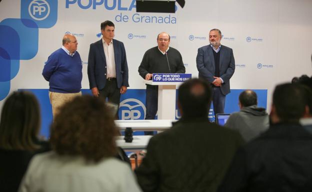 Sebastián Pérez saca pecho de los buenos resultados en la capital: «El que viene a por el PP acaba mal»