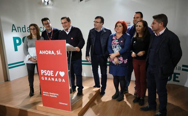 Entrena pide al PP y Cs de Granada que «reflexionen si gobernar con la extrema derecha es lo que más interesa a la gente»