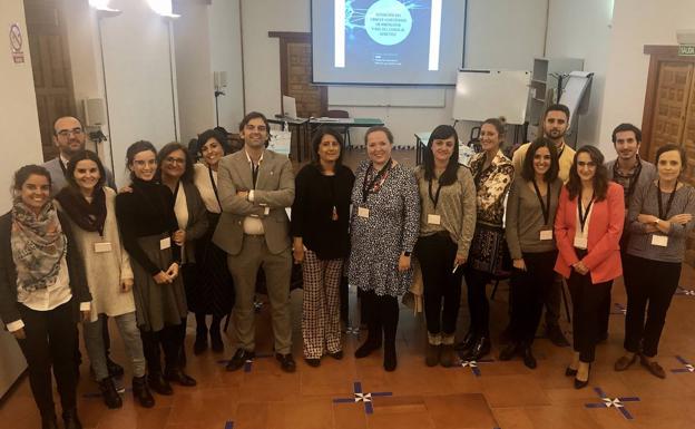 Oncólogos andaluces debaten sobre el cáncer hereditario en Jaén