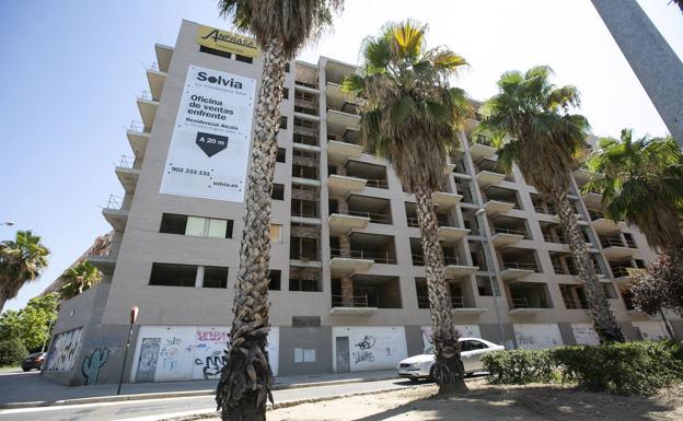 La venta de inmuebles saca la cabeza gracias a las viviendas de segunda mano