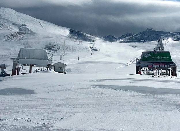 Así está Sierra Nevada a ocho días de la apertura de la estación