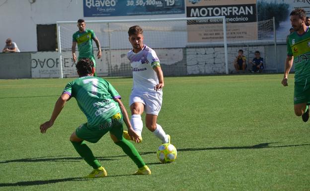 El Real Jaén pierde la segunda plaza