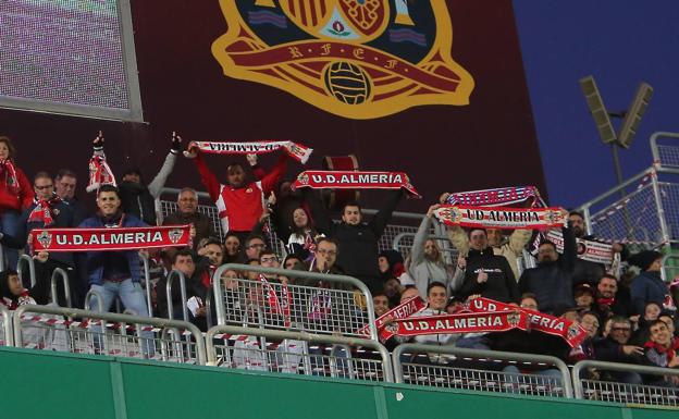Agreden a un seguidor del Almería al final del partido en Elche