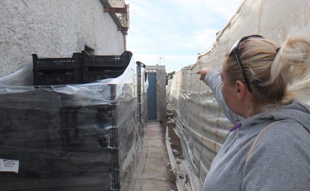 «Llevamos cuatro años pidiendo farolas porque no nos sentimos seguros»