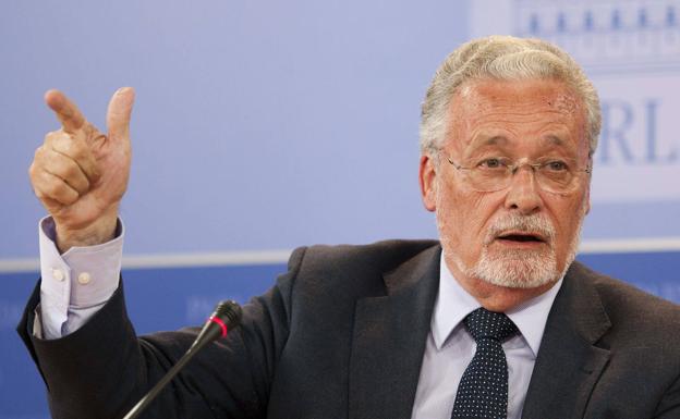 El Defensor andaluz pone en tela de juicio los bloqueos en redes sociales institucionales