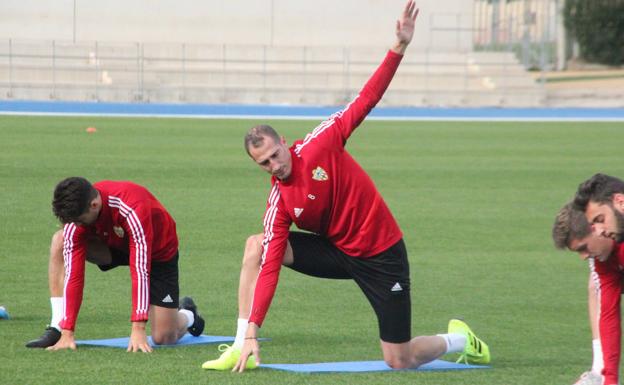 Petrovic considera que el Almería no debe excusarse en la presión