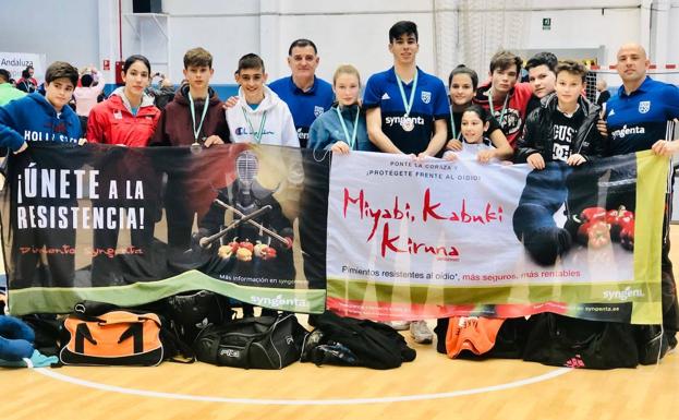 Alianza KSV logra una decena de medallas en Sambo para Almería