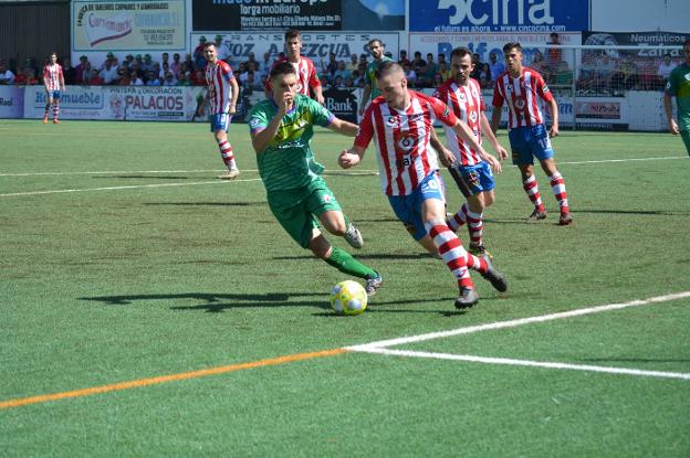 Empate sin goles entre Jaén y Torredonjimeno