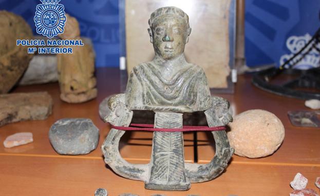 Tres detenidos por el expolio de más de 800 piezas arqueológicas