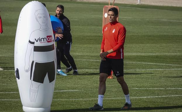 La defensa de cinco, una variable de confianza difícil de aplicar sin Germán