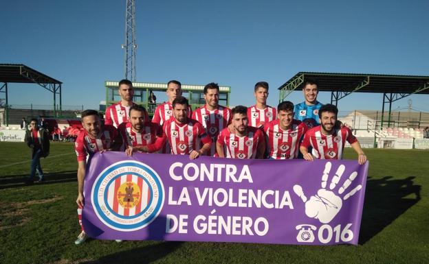 El Torredonjimeno no puede doblegar al Melilla CD en el municipal Matías Prats