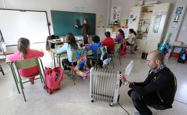 Los centros educativos piden más inversiones para luchar contra el frío en las aulas