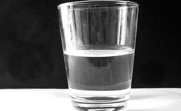 Estas son las comunidades en las que el agua es gratis en los bares