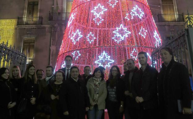 Diputación da luz navideña a sus tres edificios en la capital