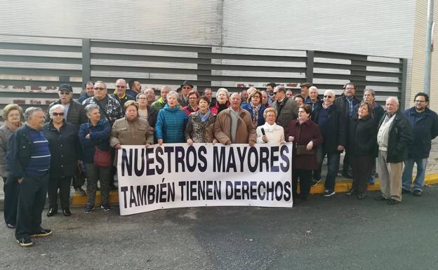 Una empresa especializada podría gestionar el centro de Santa Isabel