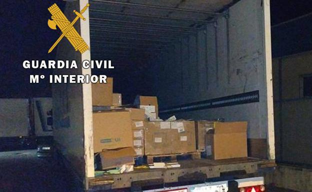 Detenidas cuatro personas de Pinos Puente por un robo con fuerza en Lopera