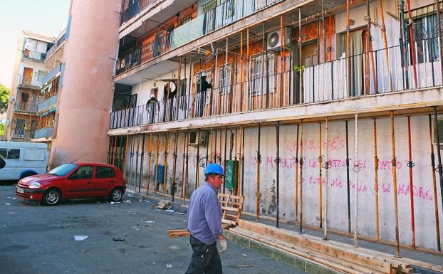 Junta y Ayuntamiento de Almería estudian intervenir en 'el Patio' con fondos del Plan Vive