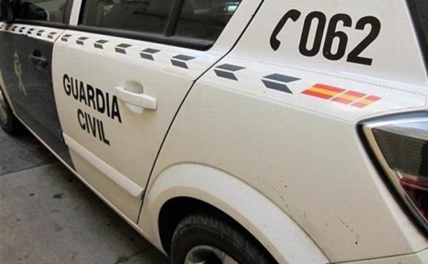 Hallan a un matrimonio de unos 70 años muerto en un coche